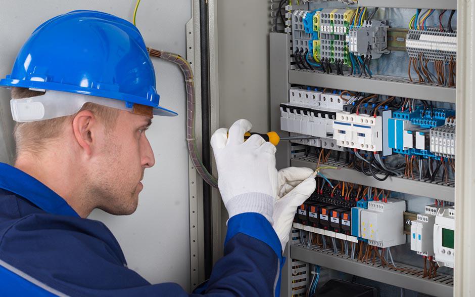 électricien dépannage Paris 4